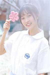 被迫领证后，校花学姐反复拿捏我